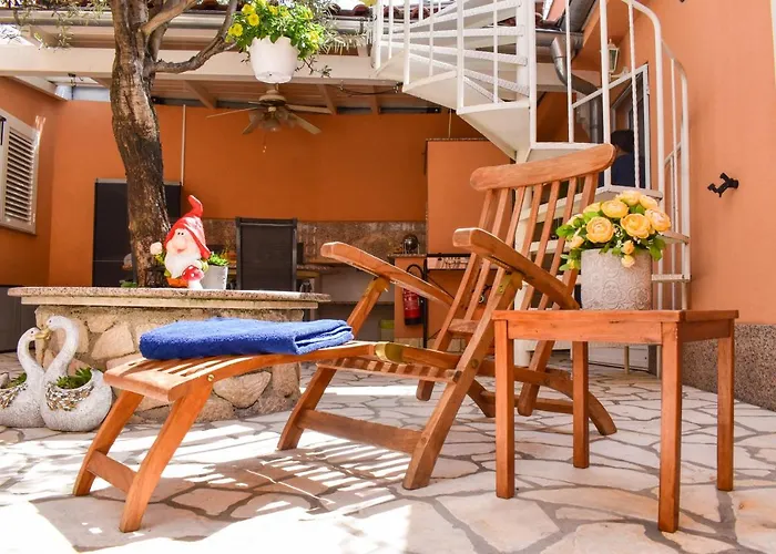 Kuca Za Odmor Antic - House Antic Tatil Evi Novi Vinodolski