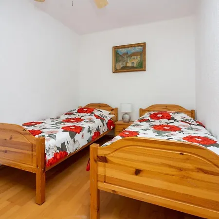 Feriehus Kuca Za Odmor Antic - House Antic
